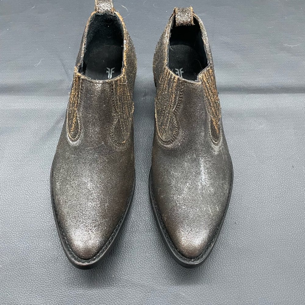 EUC Frye booties